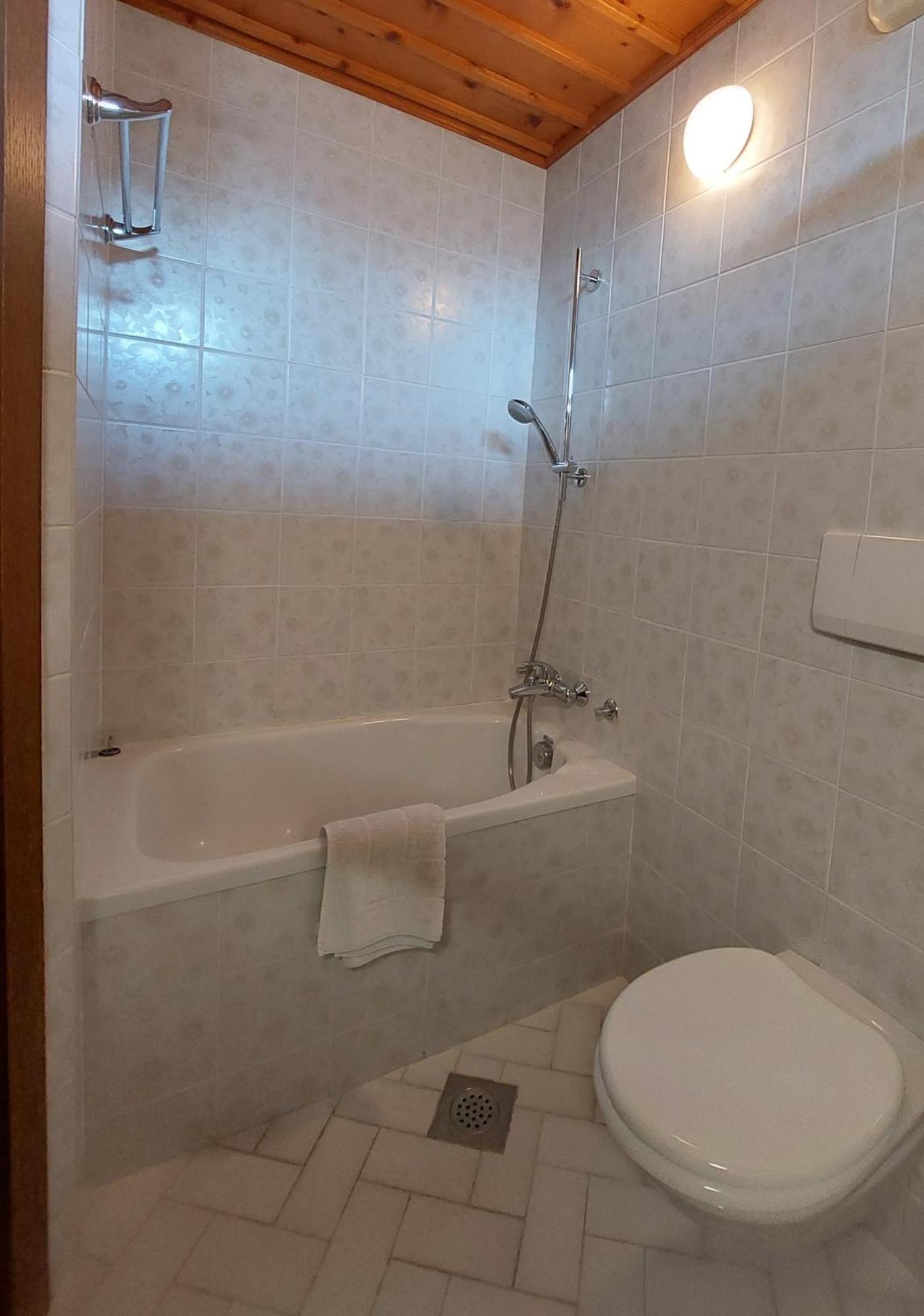 Guest House Vera Bled Habitación foto